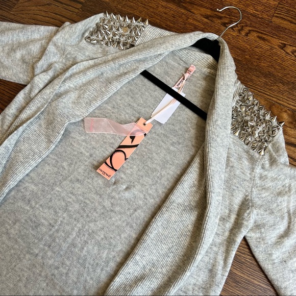 NWT Sweewe Paris x LF studded shoulder cardigan - Picture 8 of 12